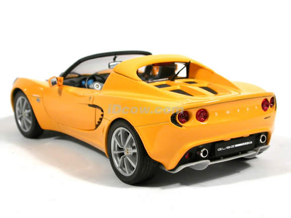 2002 Lotus Elise diecast model car 1:18 scale die cast from Jadi - Yellow