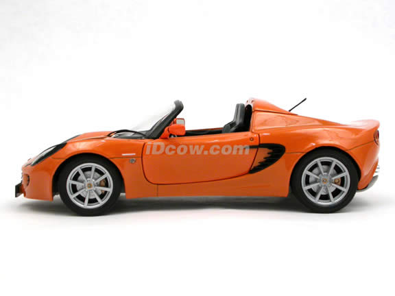 2002 Lotus Elise diecast model car 1:18 scale die cast from Jadi - Orange