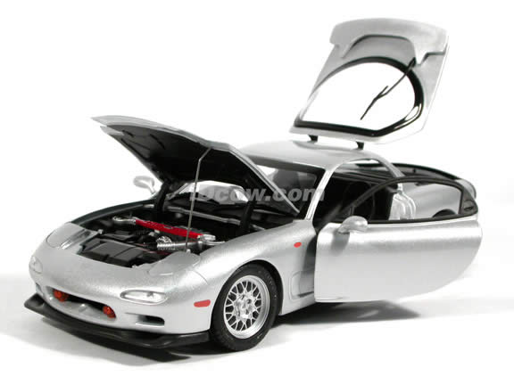1995 Mazda RX-7 diecast model car 1:18 scale die cast from Kyosho - Silver (Japanese Version)