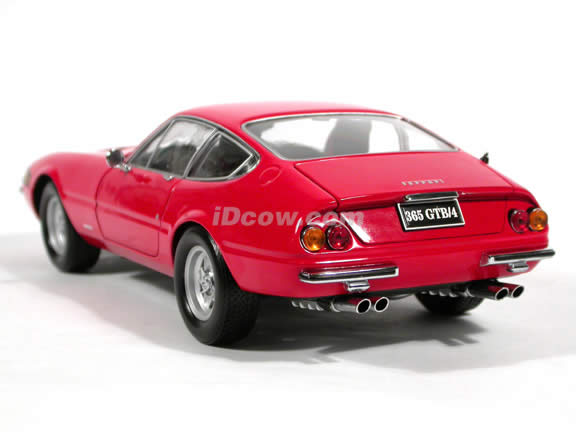 1971 Ferrari Daytona 365GTB/4 diecast model car 1:18 scale die cast from Kyosho - Red