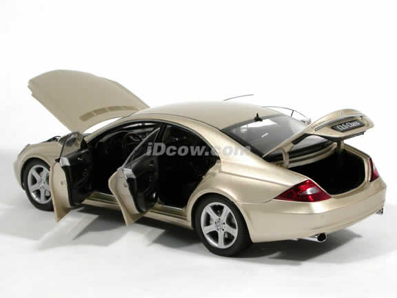 2005 Mercedes Benz CLS 500 diecast model car 1:18 scale die cast from Kyosho - Light Beige (Gold) 08401LBE