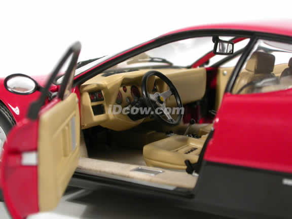 1971 Ferrari 365 GT4/BB diecast model car 1:18 scale die cast from Kyosho - Red 08173R