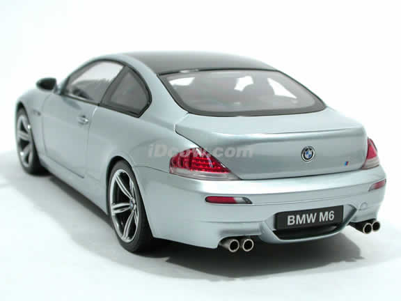 2006 BMW M6 diecast model car 1:18 scale die cast from Kyosho - Silver 80703S