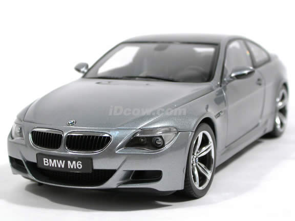 2007 BMW M6 diecast model car 1:18 scale die cast from Kyosho - Metallic Grey 08703GR