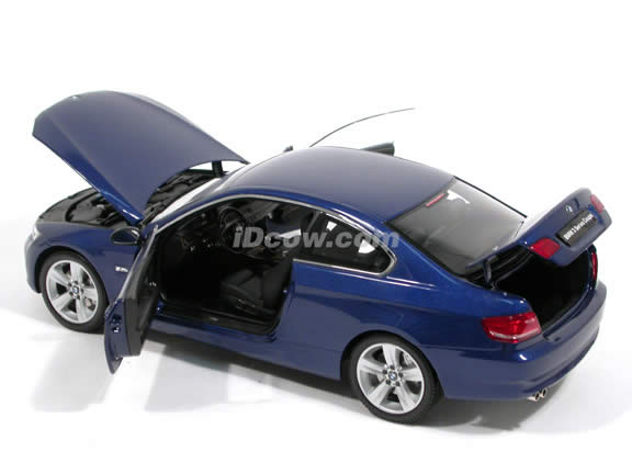 2007 BMW 330i diecast model car 1:18 scale coupe from Kyosho - Blue Coupe