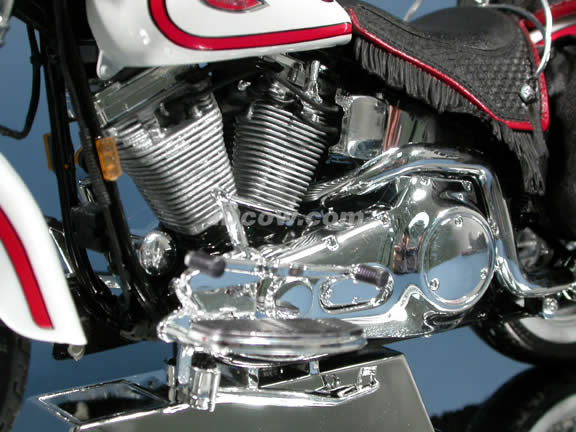 Harley Davidson Heritage Springer FLSTS Model Diecast Motorcycle 1:10 die cast by Maisto - White with Red Trim