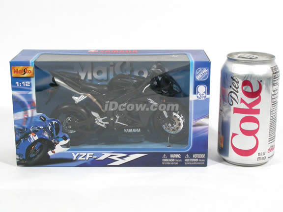 2004 Yamaha YZF R1 diecast motorcycle 1:12 scale die cast by Maisto - Black