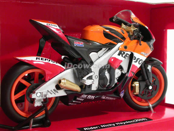 2008 Honda RC212V #69 Repsol Honda Team Nicky Hayden Diecast Motorcycle Model 1:12 scale die cast from NewRay - Orange Black 43347