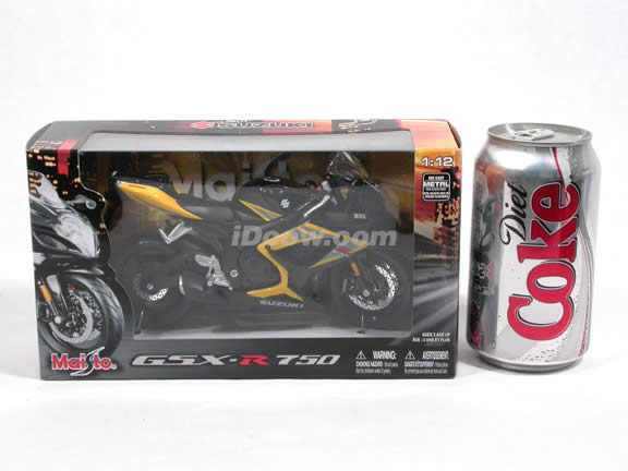 2007 Suzuki GSX-R 750 Diecast Motorcycle Model 1:12 scale die cast by Maisto - Black Yellow 31153