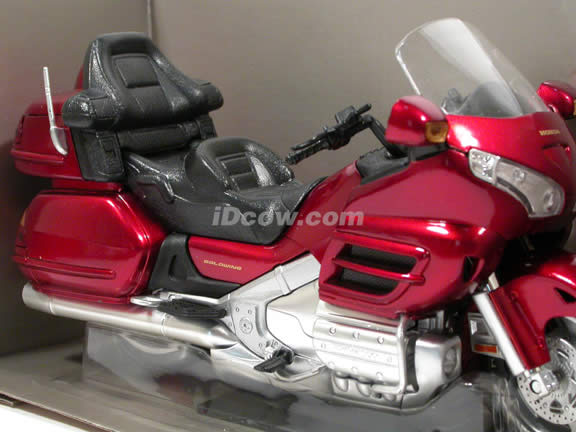 2001 Honda Gold Wing diecast motorcycle 1:12 scale die cast by NewRay - Metallic Red