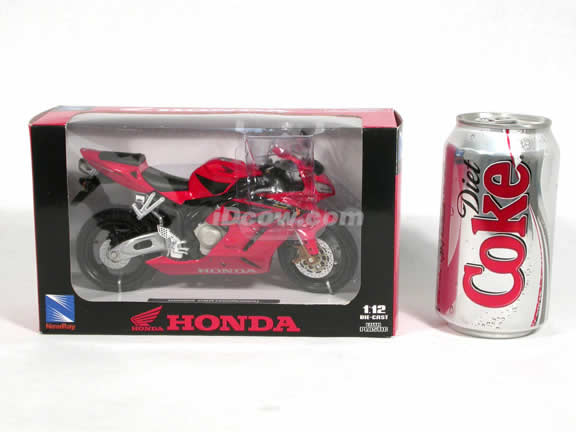 2005 Honda CBR1000R Diecast Motorcycle Model 1:12 scale die cast from NewRay - Red 42387