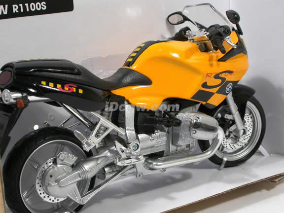 2003 BMW R1100S Diecast Motorcycle Model 1:12 scale die cast from NewRay - Yellow