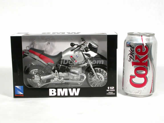 2003 BMW R1150GS Diecast Motorcycle Model 1:12 scale die cast from NewRay - Silver 53747