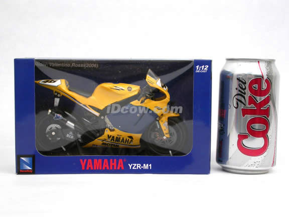 2006 Yamaha YZR-M1 #46 Valentino Rossi Diecast Motorcycle Model 1:12 scale die cast by NewRay - Yellow 42487