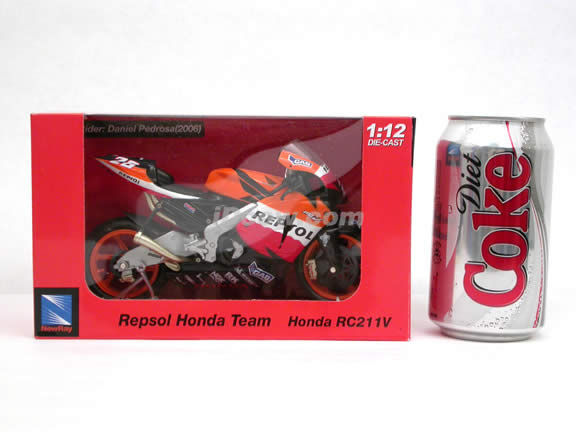 2006 Honda RC211V #26 Repsol Honda Team Daniel Pedrosa Diecast Motorcycle Model 1:12 scale die cast from NewRay - Orange Black 42527