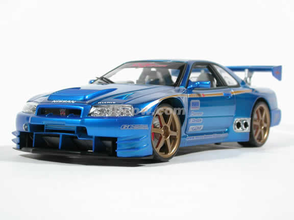 2000 Nissan Skyline GTR Diecast model car 1:18 scale from Muscle Machines - Blue