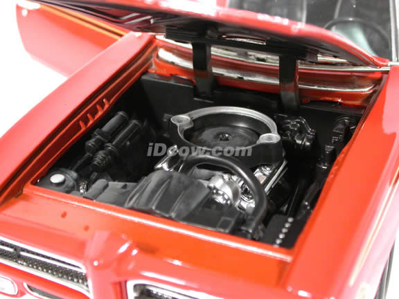 1969 Pontiac GTO diecast model car 1:18 scale 