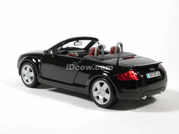 2001 Audi TT Roadster Diecast model car 1:18 scale die cast by Maisto - Black