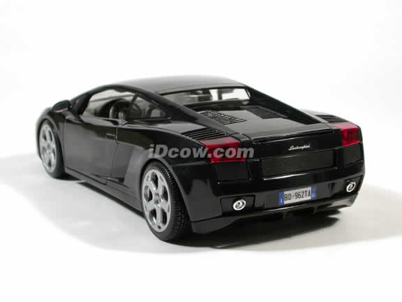 2003 Lamborghini Gallardo Diecast model car 1:18 scale die cast by Maisto - Black