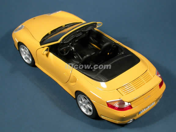 2004 Porsche 911 Turbo Cabriolet diecast model car 1:18 scale die cast by Maisto - Yellow