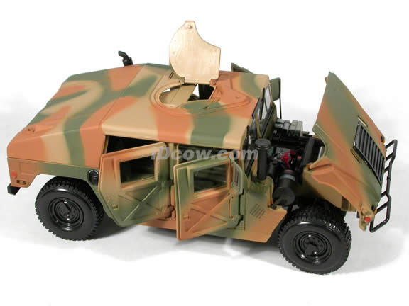 1991 Hummer Military Humvee diecast model car 1:18 scale die cast by Maisto - Army Camouflage