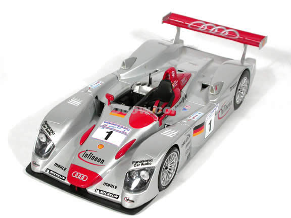 2001 Infineon Audi R8 #1 Le Mans diecast model race car 1:18 scale die cast by Maisto