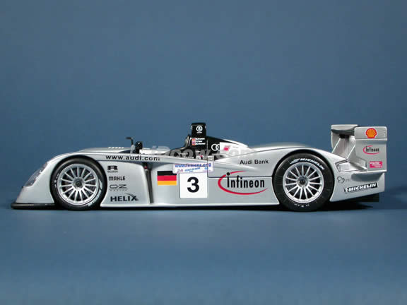 2002 Infineon Audi R8 #3 diecast model car 1:18 scale Le Mans Racer by Maisto