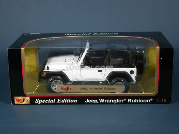 2004 Jeep Wrangler Rubicon diecast model car 1:18 scale die cast by Maisto - White