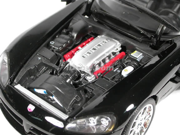 2003 Dodge Viper diecast model car 1:18 scale die cast by Maisto - Black