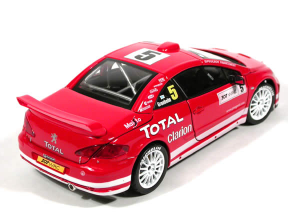 2004 Peugeot 307 WRC #5 diecast model car 1:18 scale die cast by Maisto