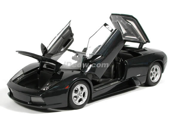 2005 Lamborghini Murcielago Roadster diecast model car 1:18 scale die cast by Maisto - Black