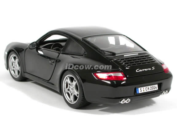 2005 Porsche 911 Carrera S diecast model car 1:18 scale die cast by Maisto - Black