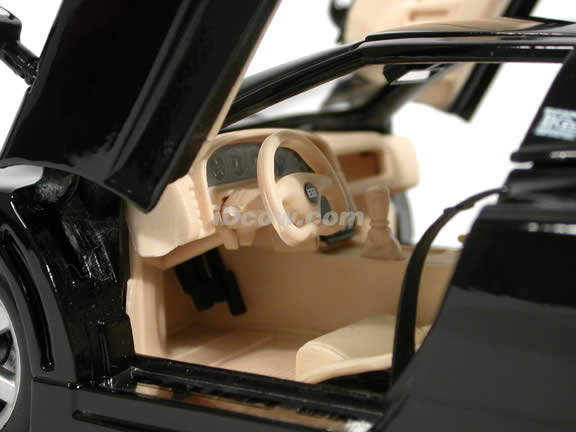 1994 Bugatti Dauer EB 110 Sport diecast model car 1:18 scale die cast by Maisto - Black