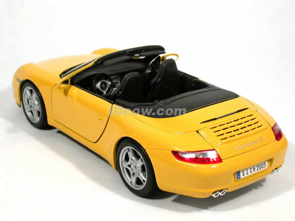 2005 Porsche 911 Carrera S Cabriolet diecast model car 1:18 scale by Maisto - Yellow Cabriolet