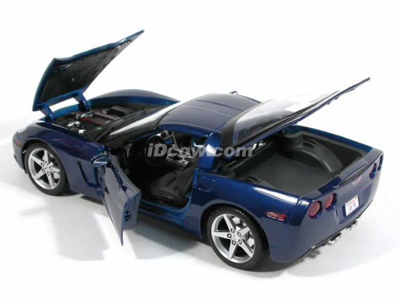 2005 Chevrolet Corvette diecast model car 1:18 scale die cast by Maisto - Metallic Blue 31117