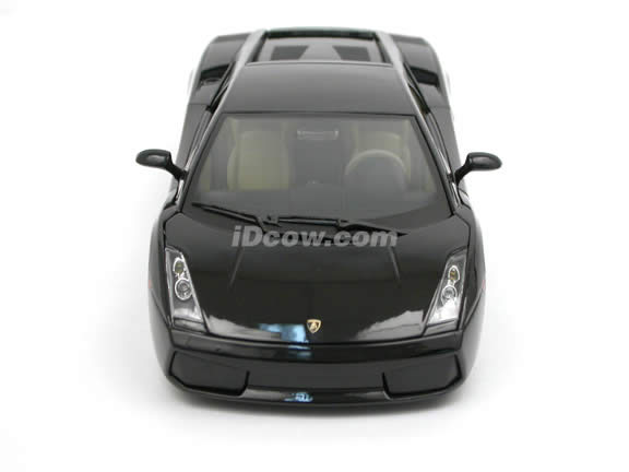 2006 Lamborghini Gallardo diecast model car 1:18 scale die cast by Maisto Playerz - Black 31054