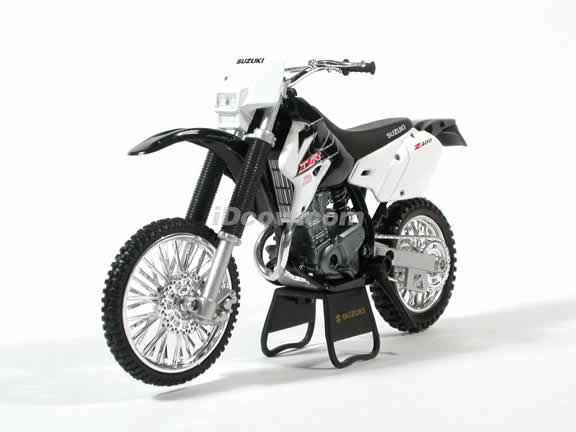 Suzuki DR Z400 Model Diecast Dirt Bike Motorcycle 1:12 die cast by NewRay - Black