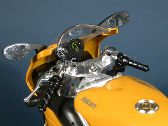 Ducati 998 Model Diecast Motorcycle 1:6 die cast by NewRay - Yellow