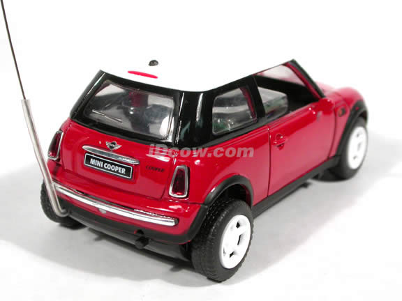 2001 RC Mini Cooper diecast model car - Red