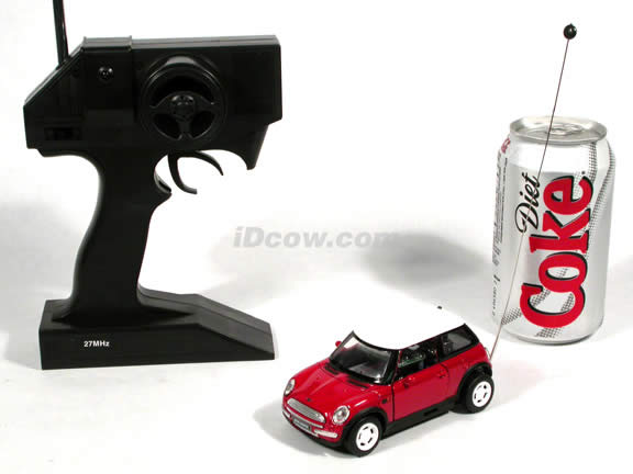 2001 RC Mini Cooper diecast model car - Red