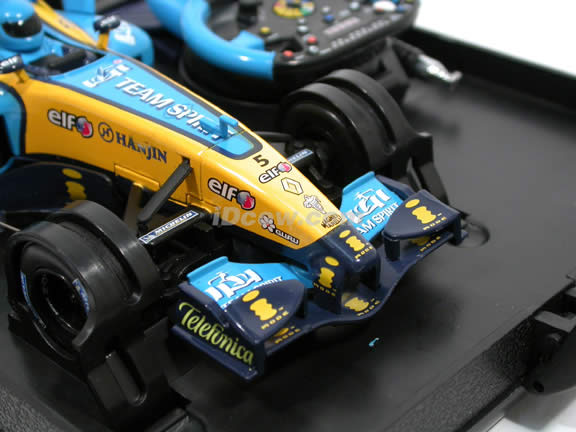 2005 RC Renault Formula One F1 R25 #5 Fernando Alonso RC model car 1:24 scale by NewRay - 89836A
