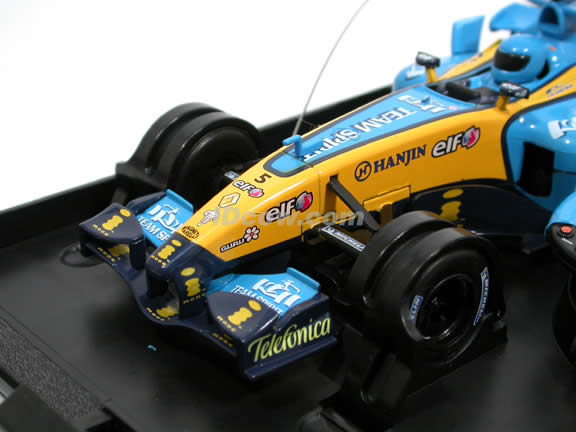 2005 RC Renault Formula One F1 R25 #5 Fernando Alonso RC model car 1:24 scale by NewRay - 89836A