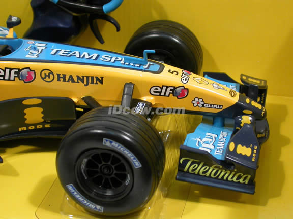 2005 RC Renault Formula One F1 R25 #5 Fernando Alonso RC model car 1:12 scale by NewRay - 89923A