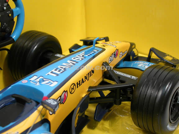 2005 RC Renault Formula One F1 R25 #5 Fernando Alonso RC model car 1:12 scale by NewRay - 89923A