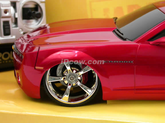 2006 RC Chevy Camaro Concept - Metallic Red 90984