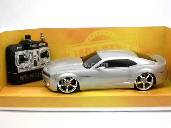 2006 RC Chevy Camaro Concept - Silver 90984