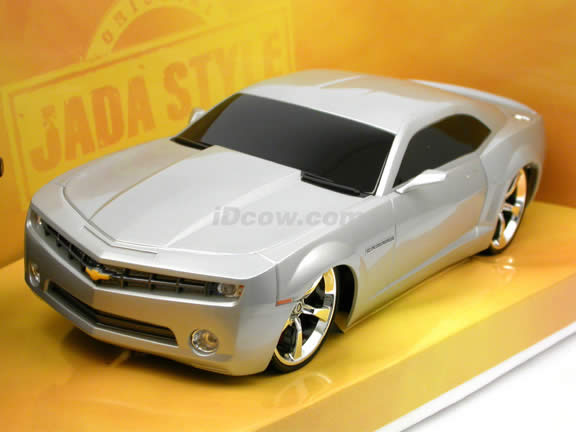 2006 RC Chevy Camaro Concept - Silver 90984