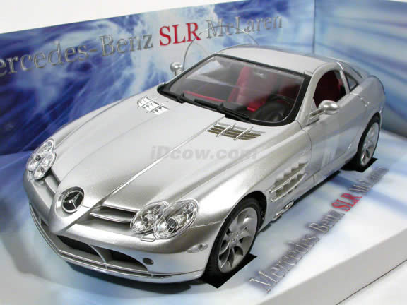 2005 RC Mercedes Benz McLaren SLR model car 1:16 scale - Silver