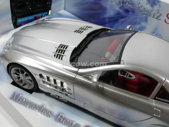 2005 RC Mercedes Benz McLaren SLR model car 1:16 scale - Silver