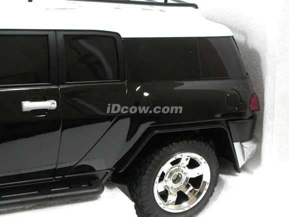 2007 RC Toyota FJ Cruiser model car 1:10 scale - Black